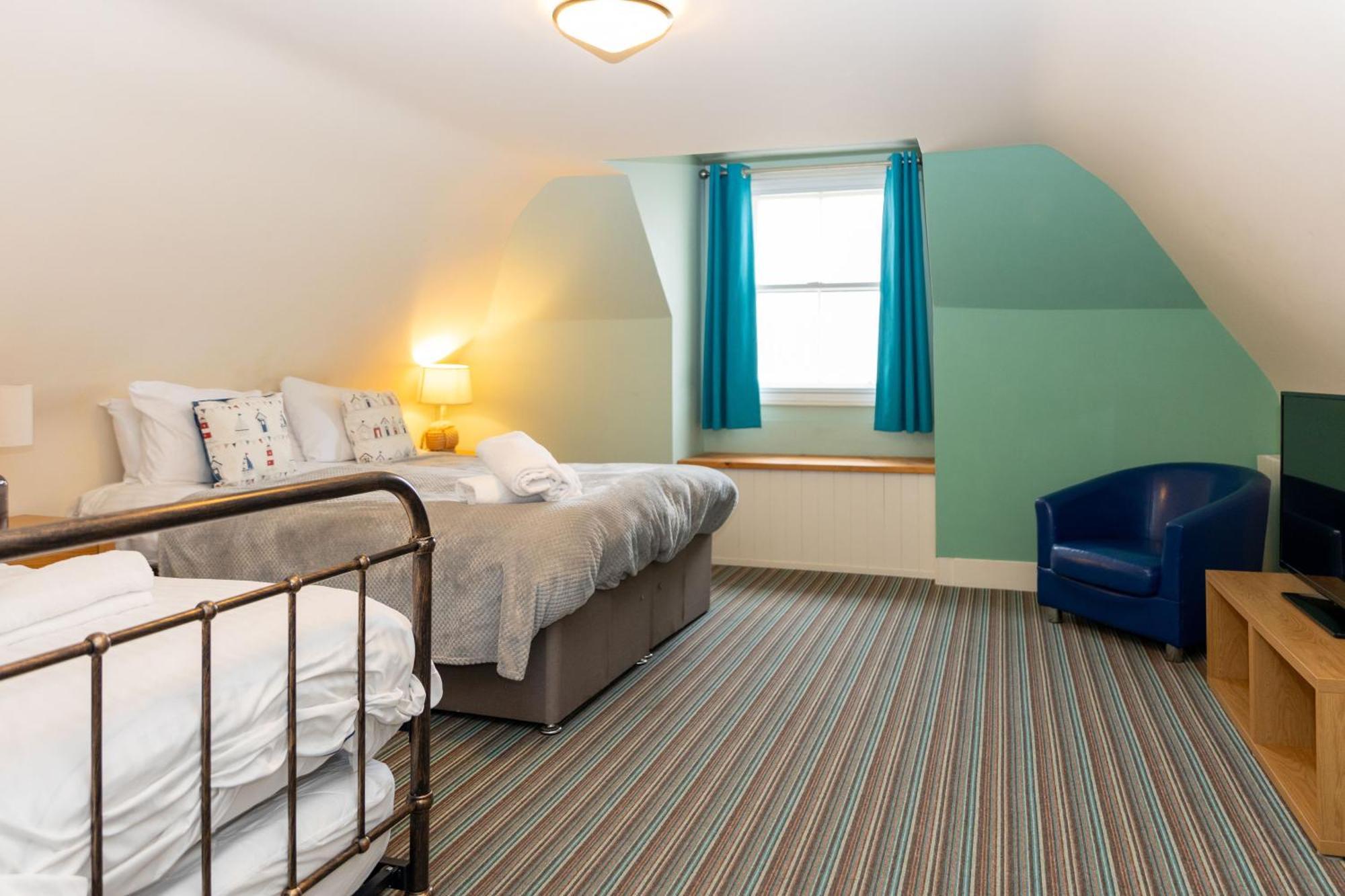 The Clarendon Hotel Deal Bagian luar foto
