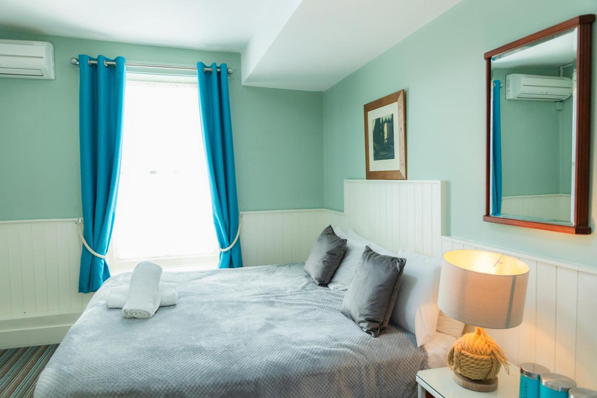The Clarendon Hotel Deal Bagian luar foto