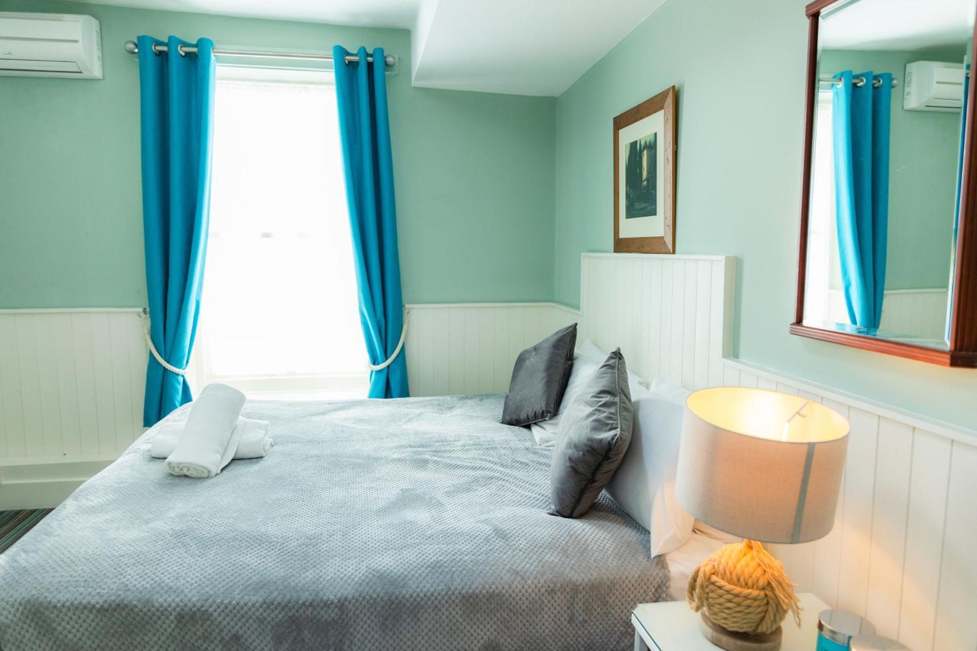 The Clarendon Hotel Deal Bagian luar foto