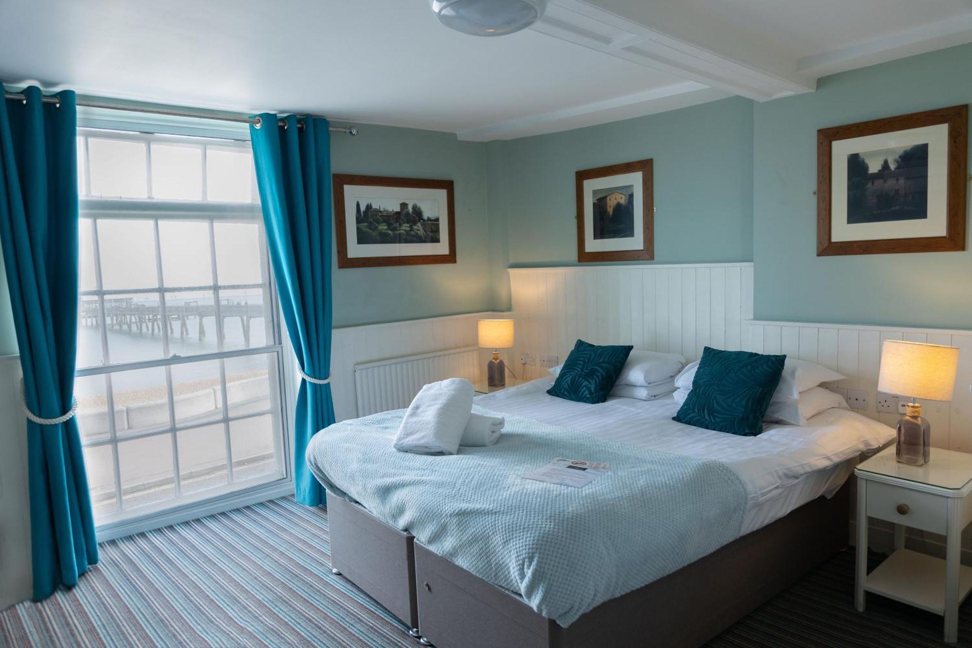 The Clarendon Hotel Deal Bagian luar foto