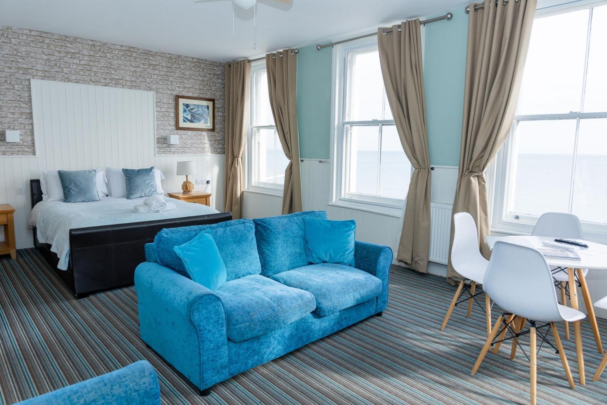 The Clarendon Hotel Deal Bagian luar foto