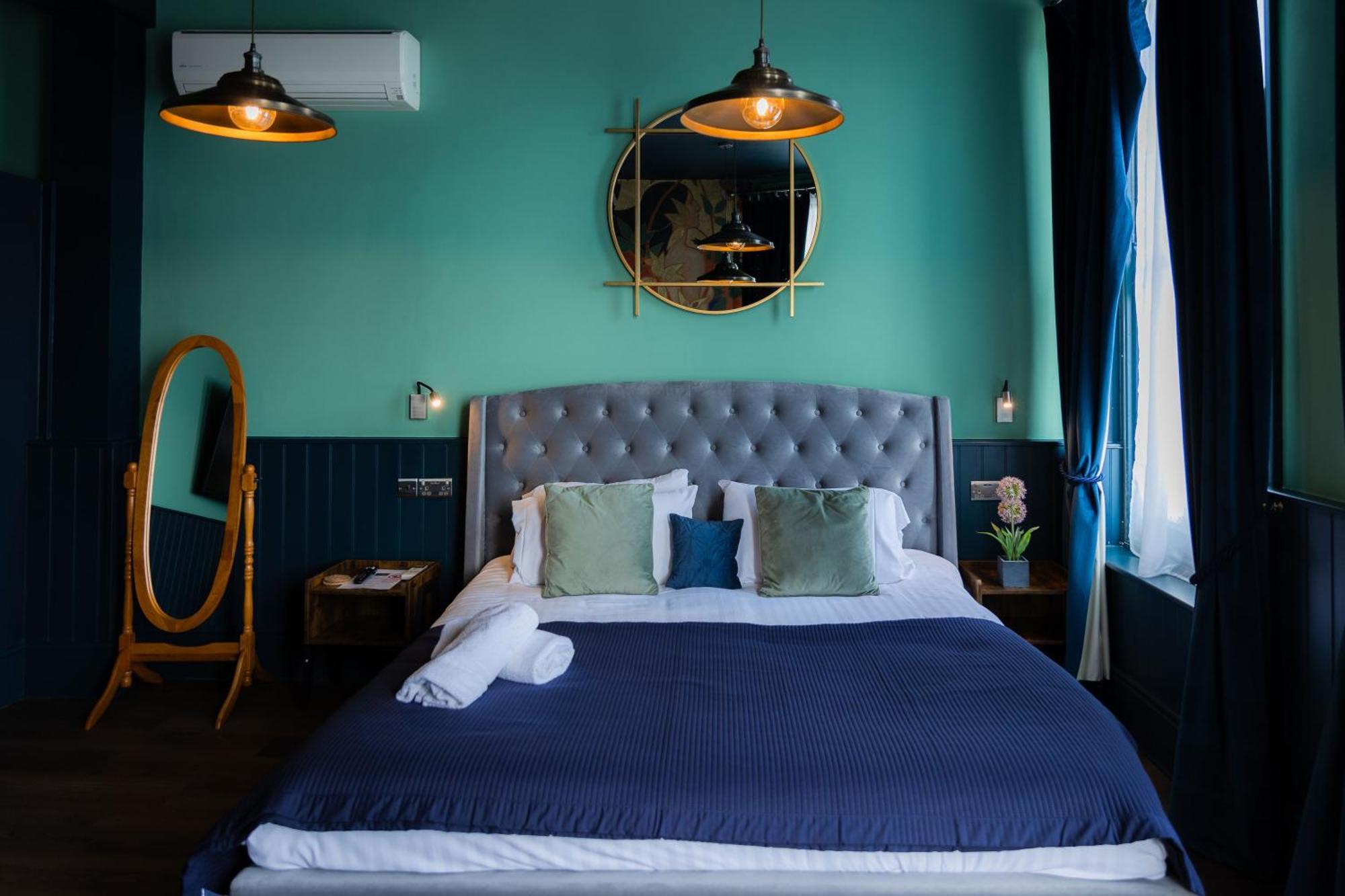 The Clarendon Hotel Deal Bagian luar foto
