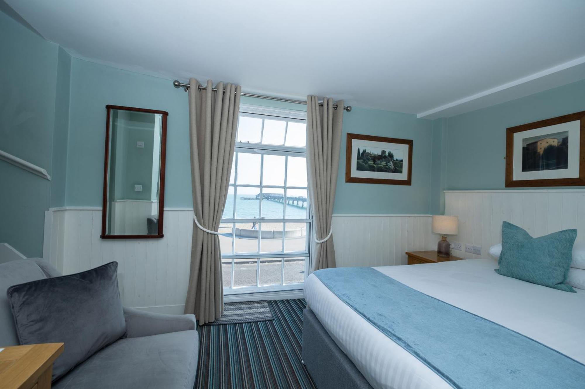 The Clarendon Hotel Deal Bagian luar foto